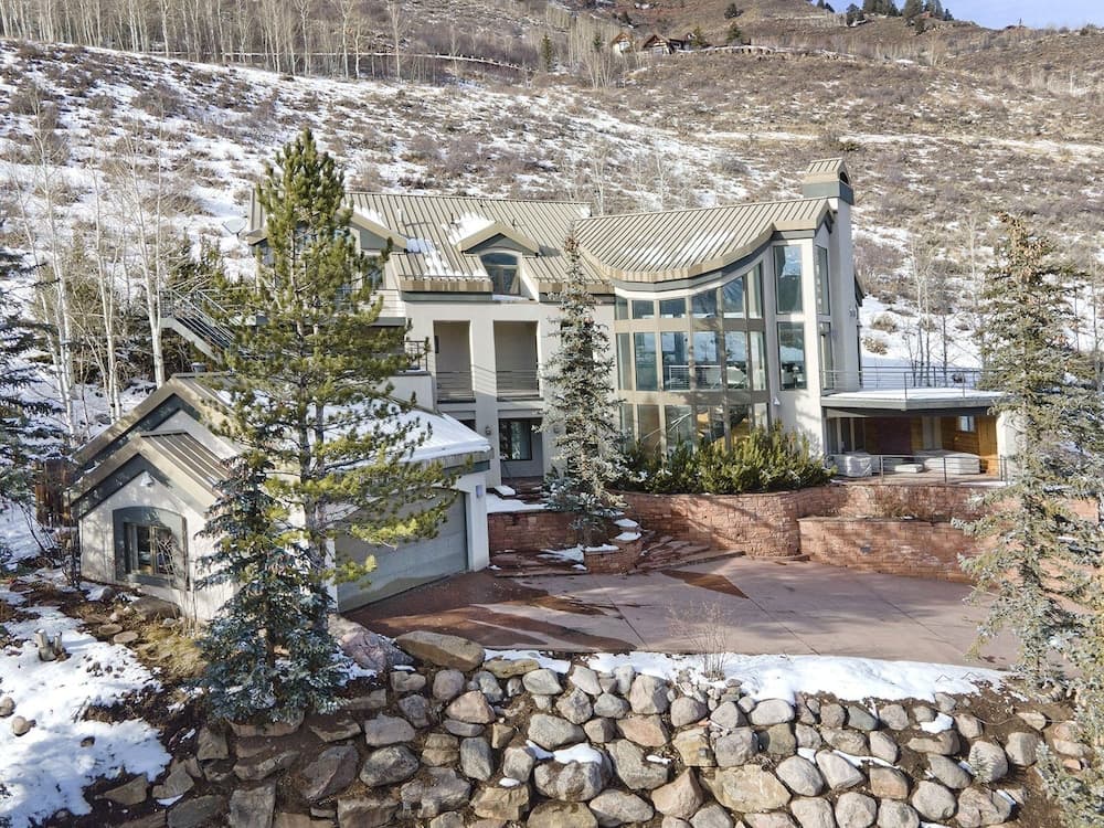 Apres Chalet - Image 90