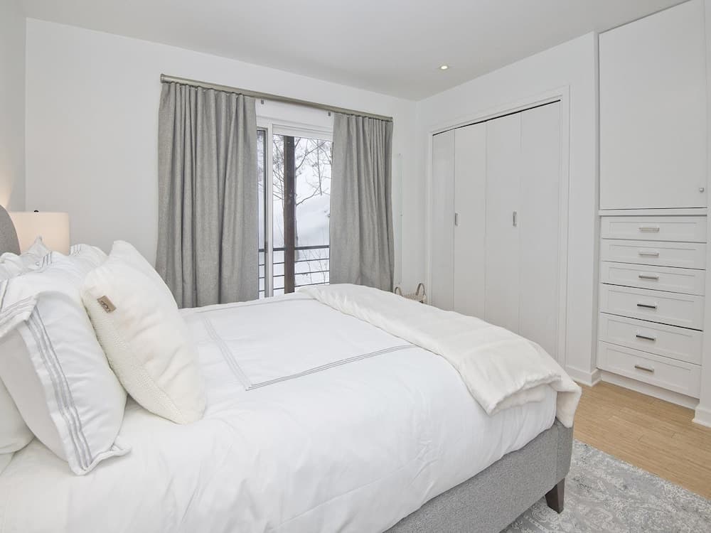 Apres Chalet - Image 28