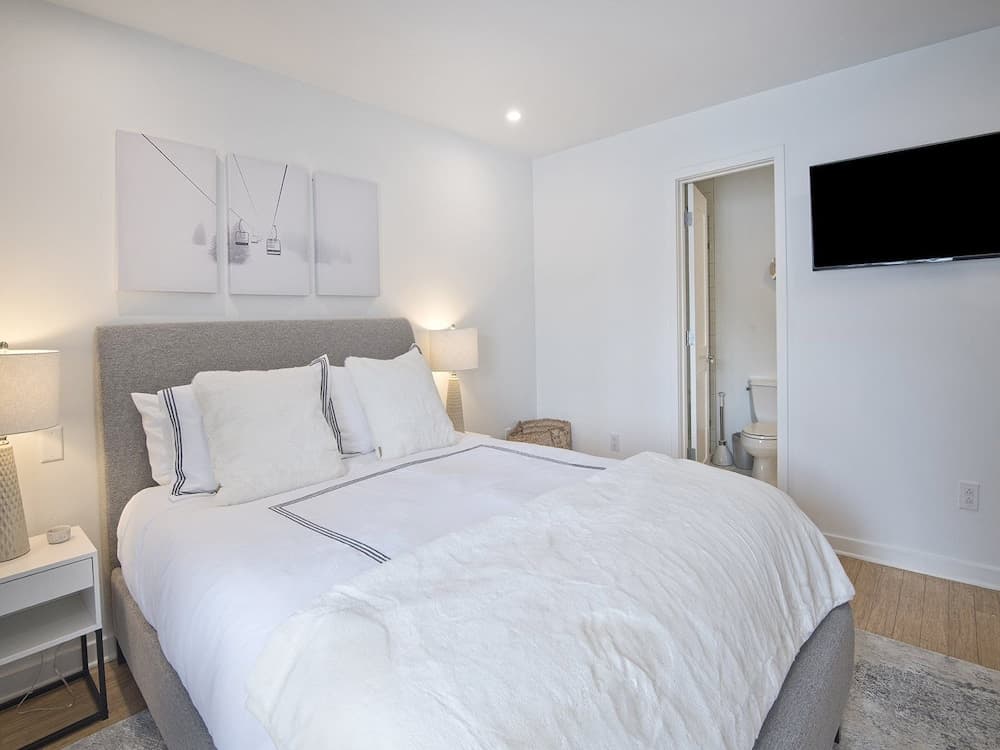 Apres Chalet - Image 29