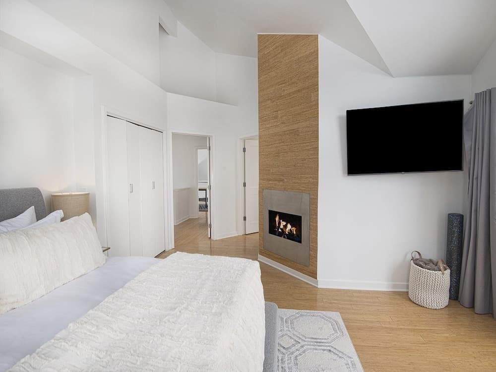 Apres Chalet - Image 32