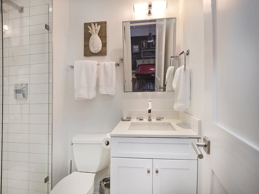 Apres Chalet - Image 67