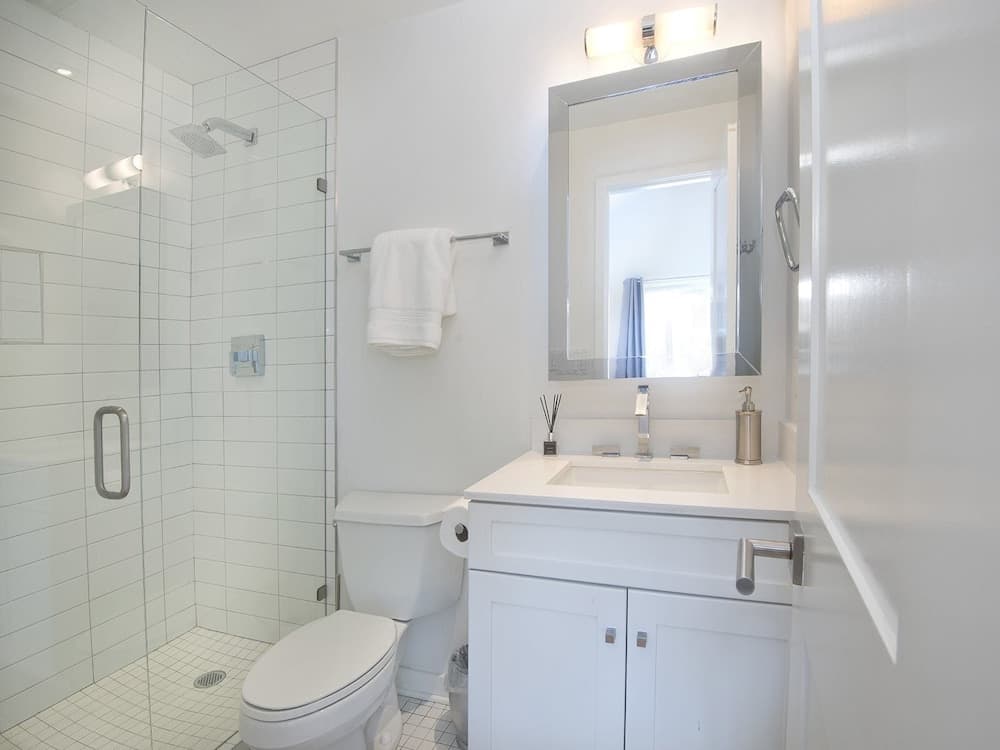 Apres Chalet - Image 70