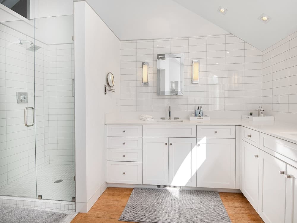 Apres Chalet - Image 81