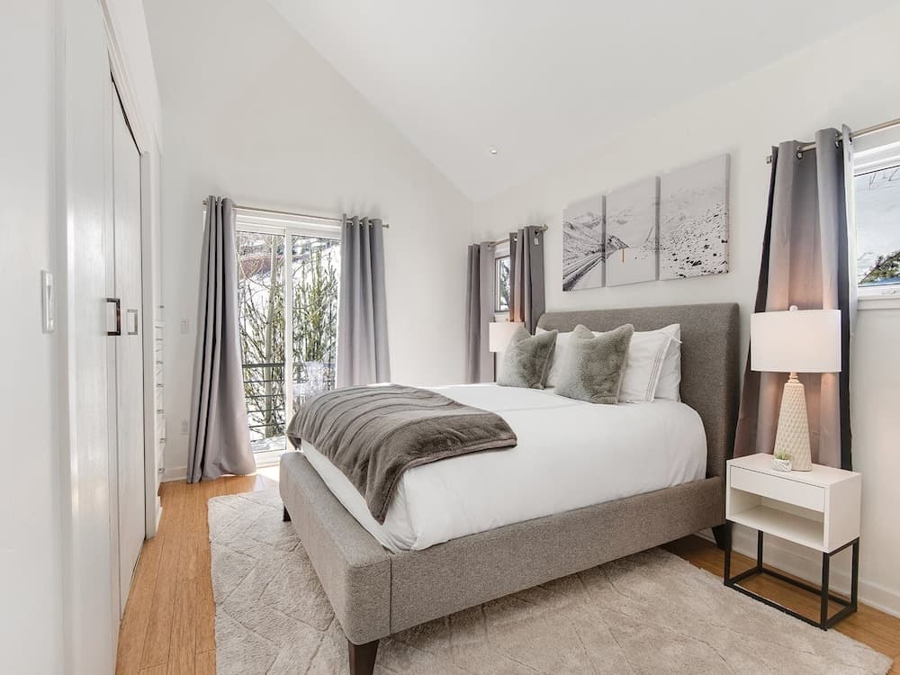 Apres Chalet - Image 45