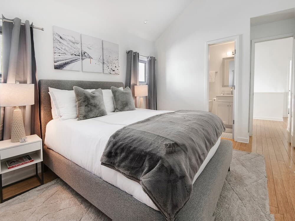 Apres Chalet - Image 46