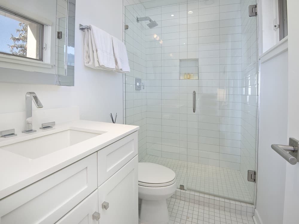 Apres Chalet - Image 83