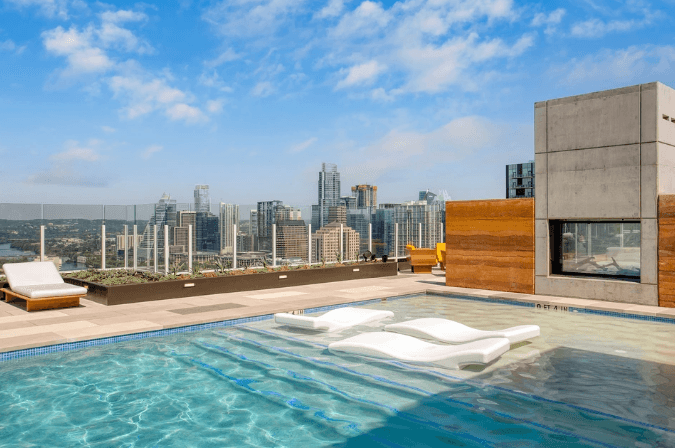 Majestic Residence - Image 16