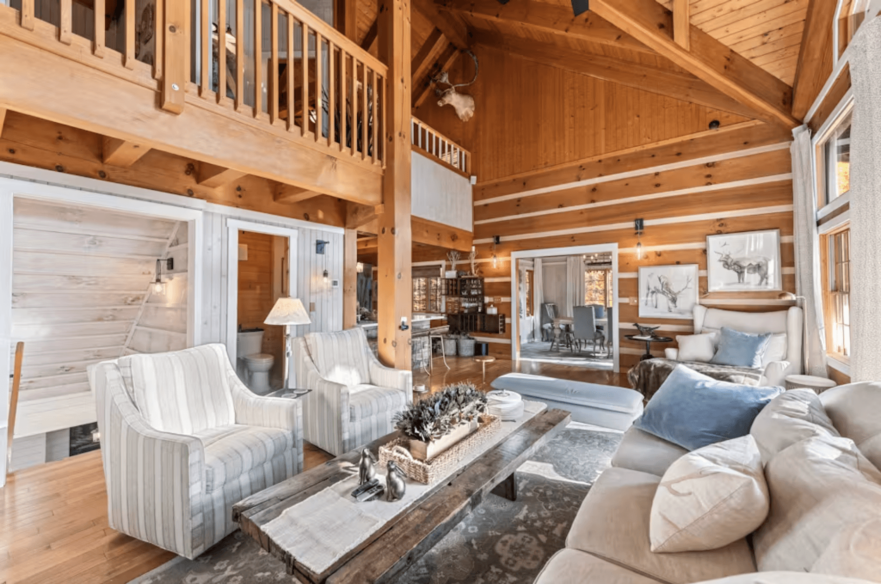 Sapphire Elegance - Image 8