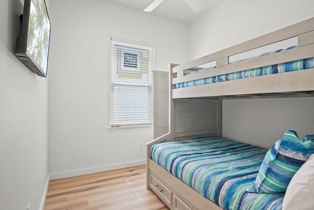 Knot at Work - Image 25