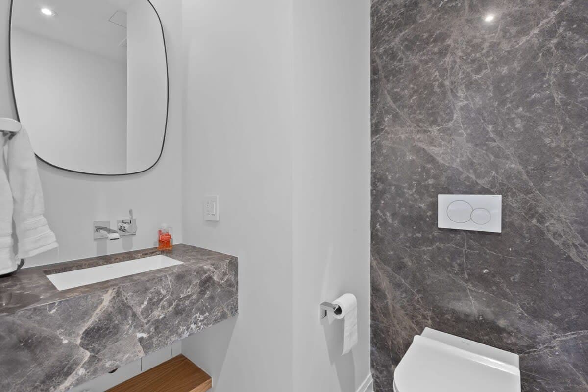 Madison Place - Image 11