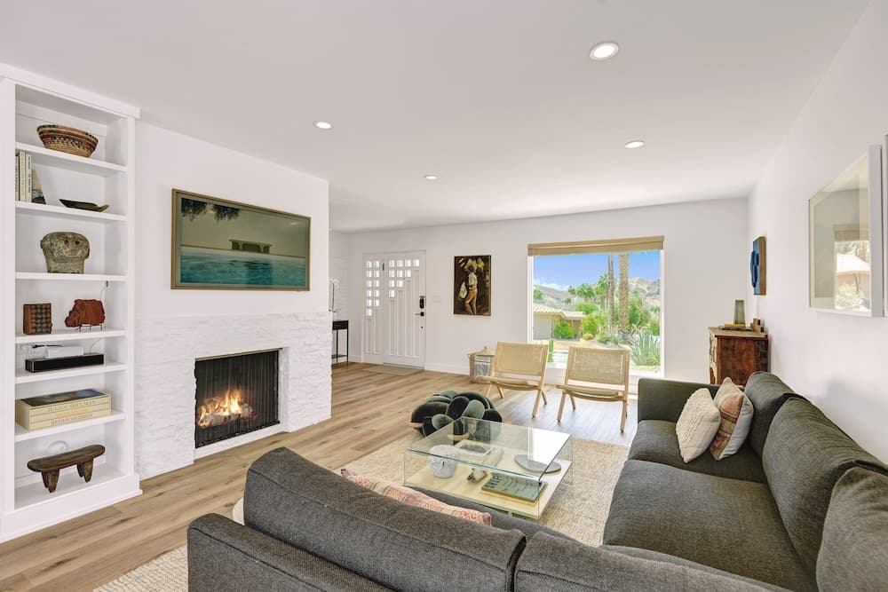 Arch House - Image 4