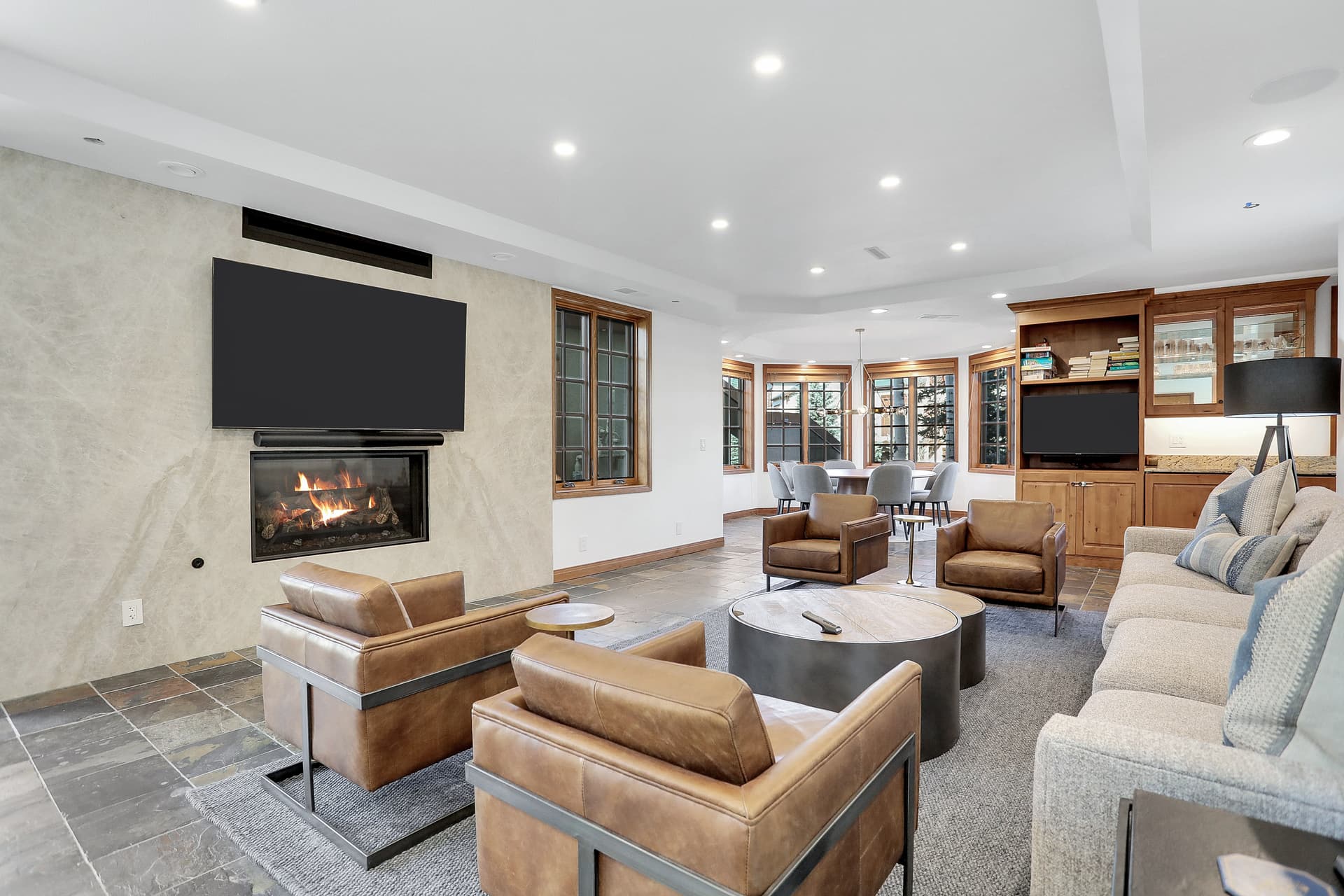 Atriums #26 - Image 4