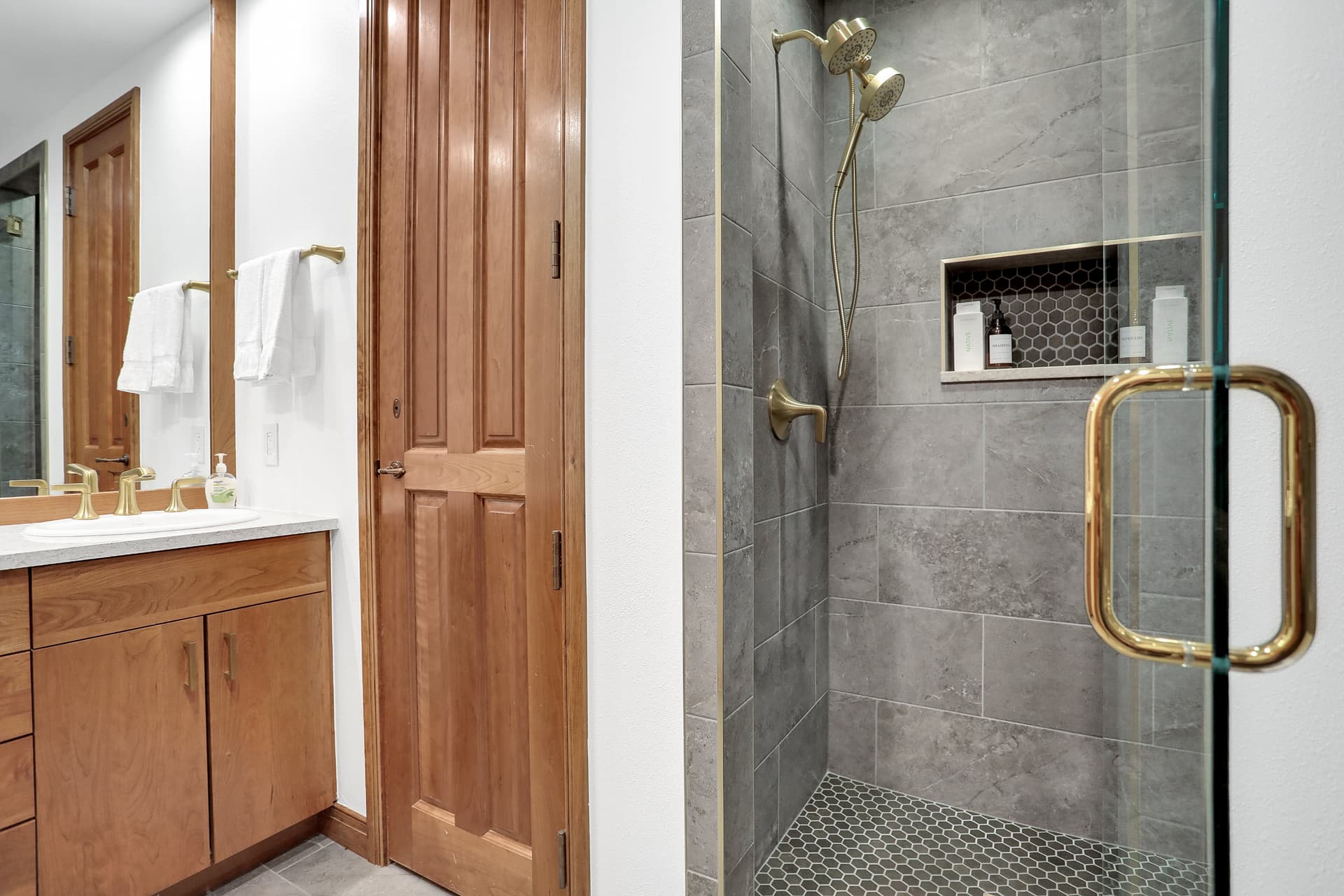 Atriums #26 - Image 29