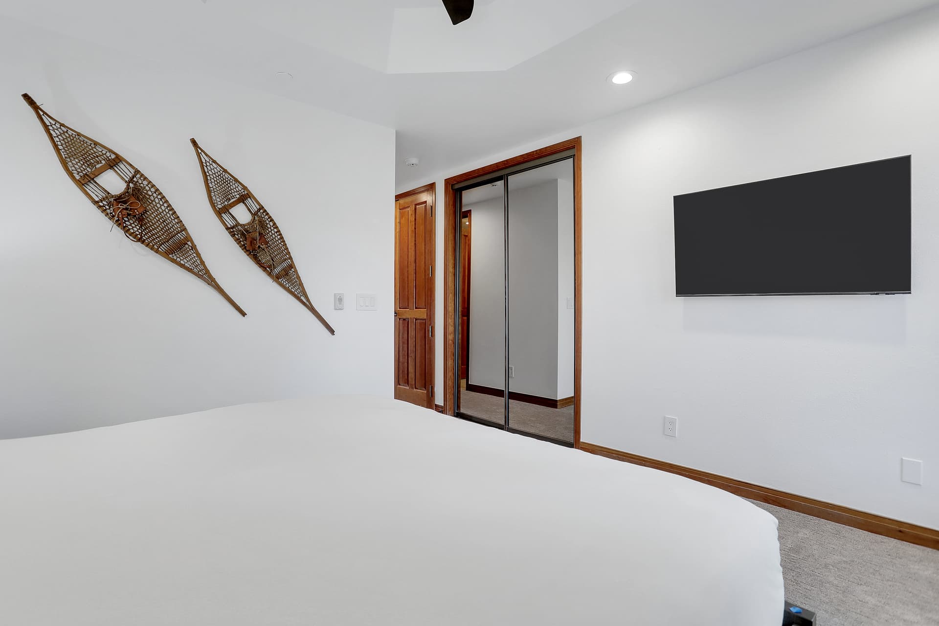 Atriums #26 - Image 47