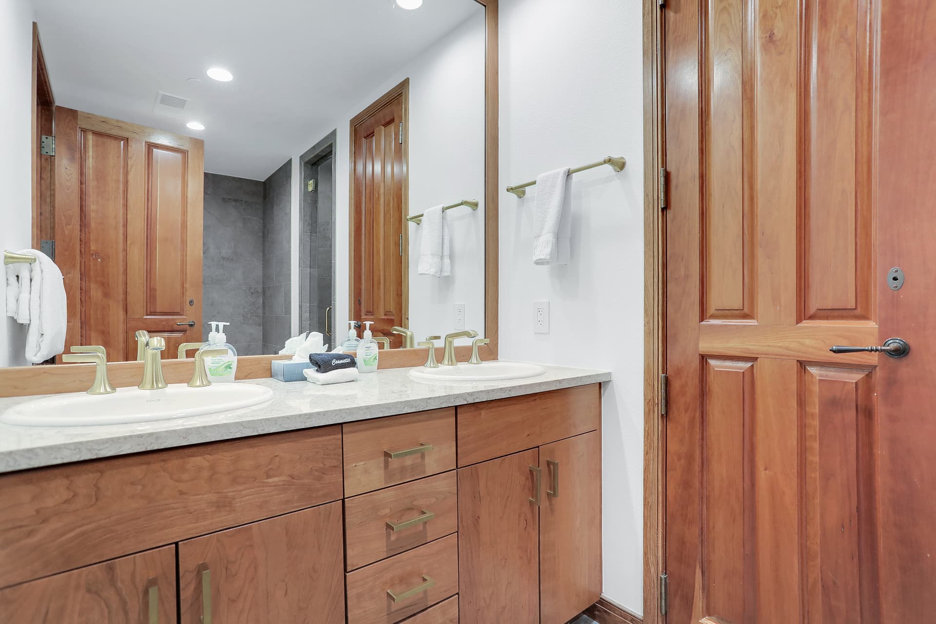 Atriums #26 - Image 50