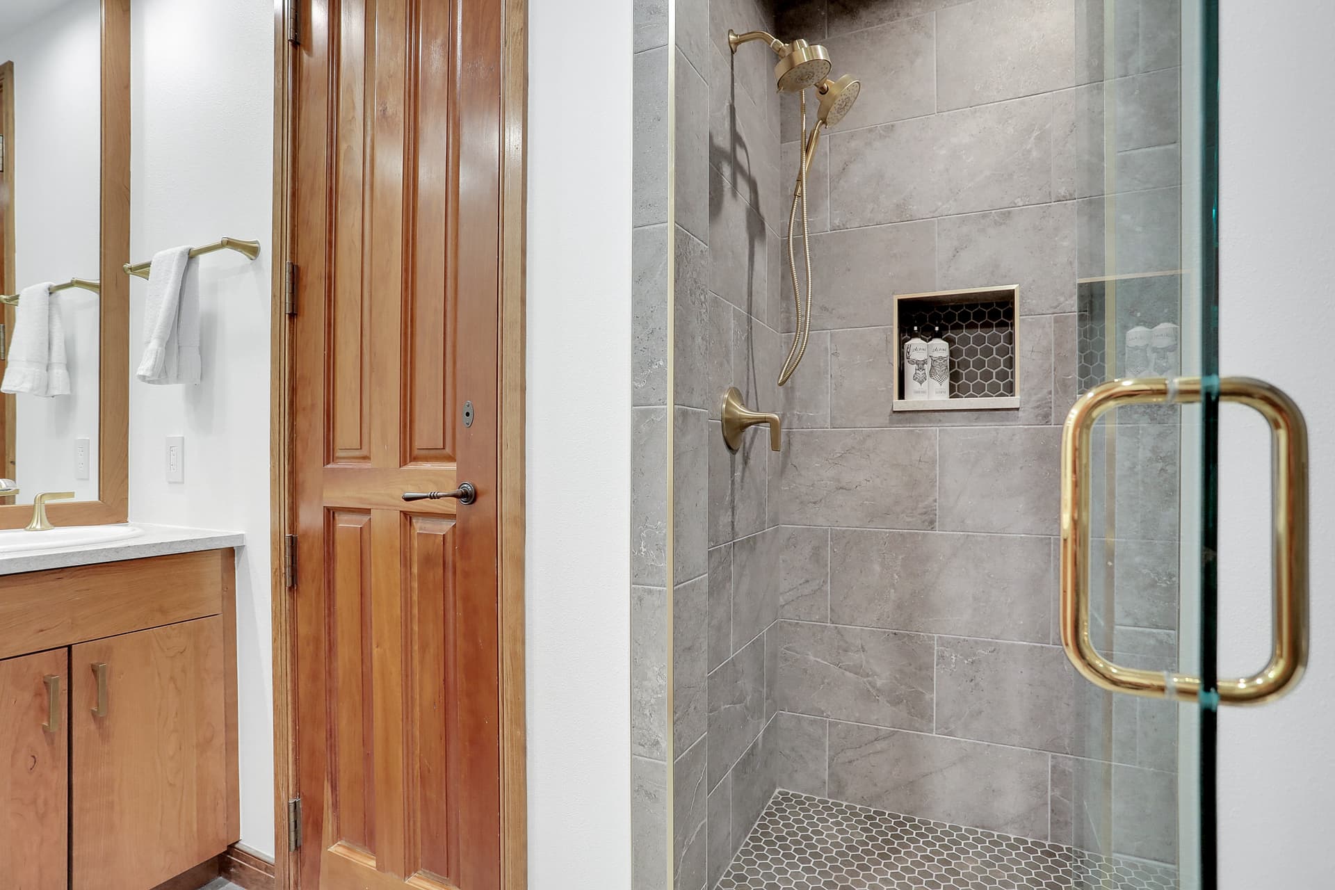 Atriums #26 - Image 51