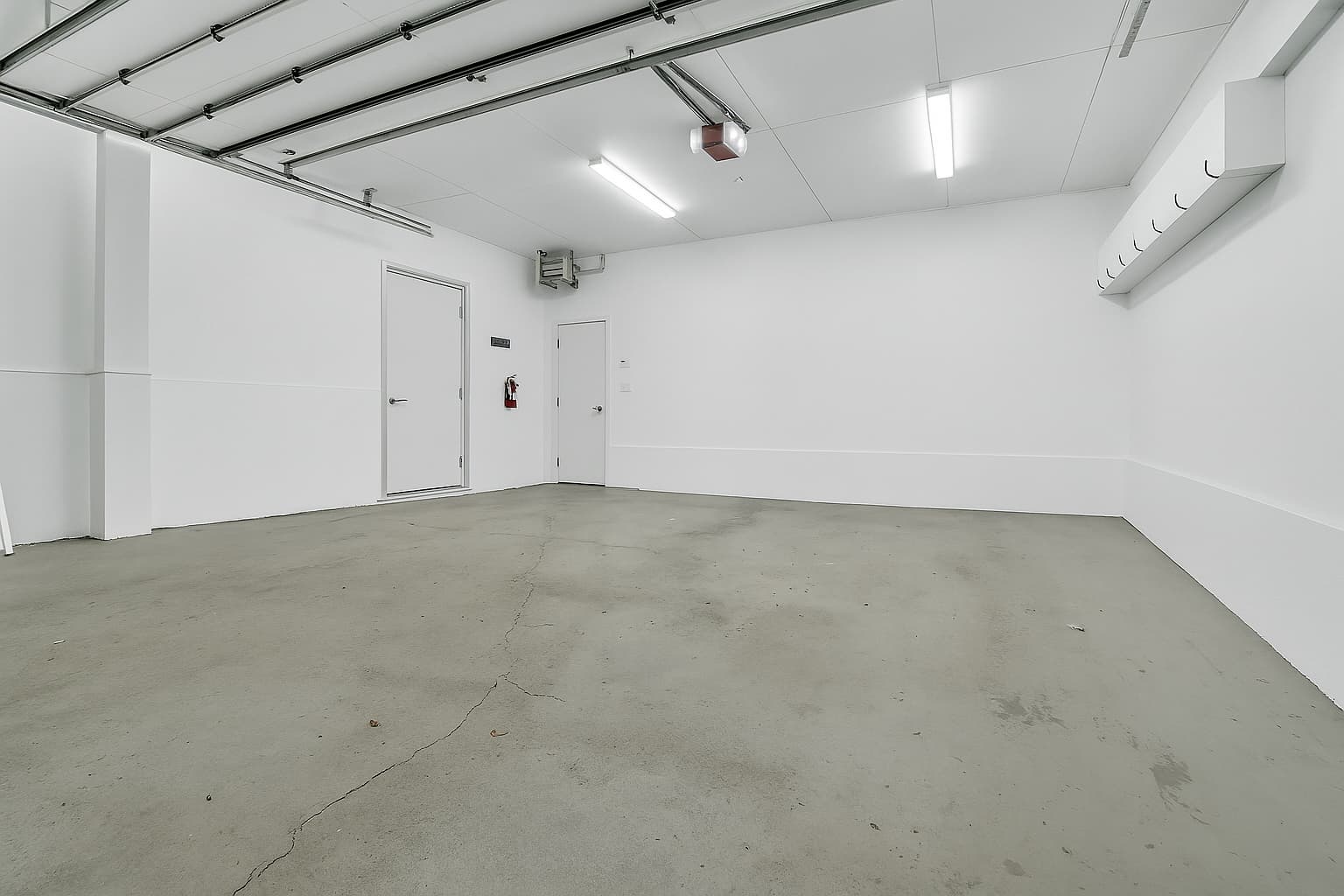 Atriums #26 - Image 61