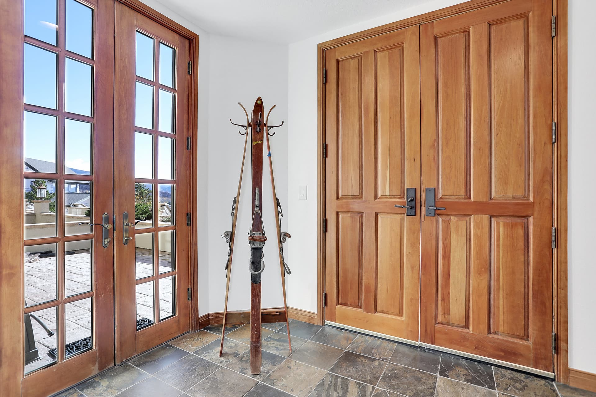 Atriums #26 - Image 54