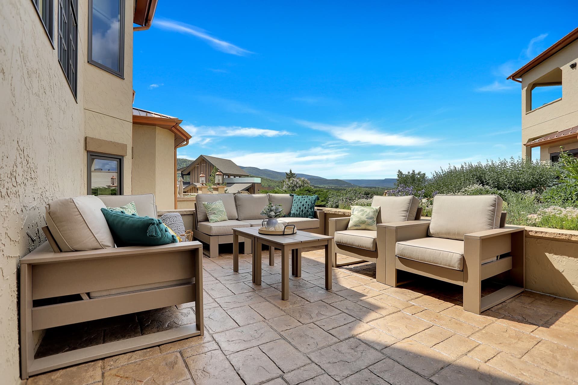 Atriums #26 - Image 63