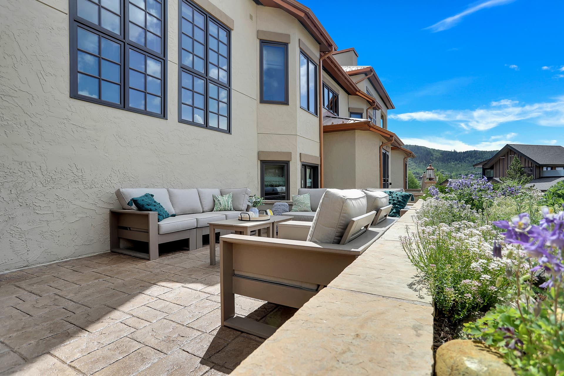 Atriums #26 - Image 66