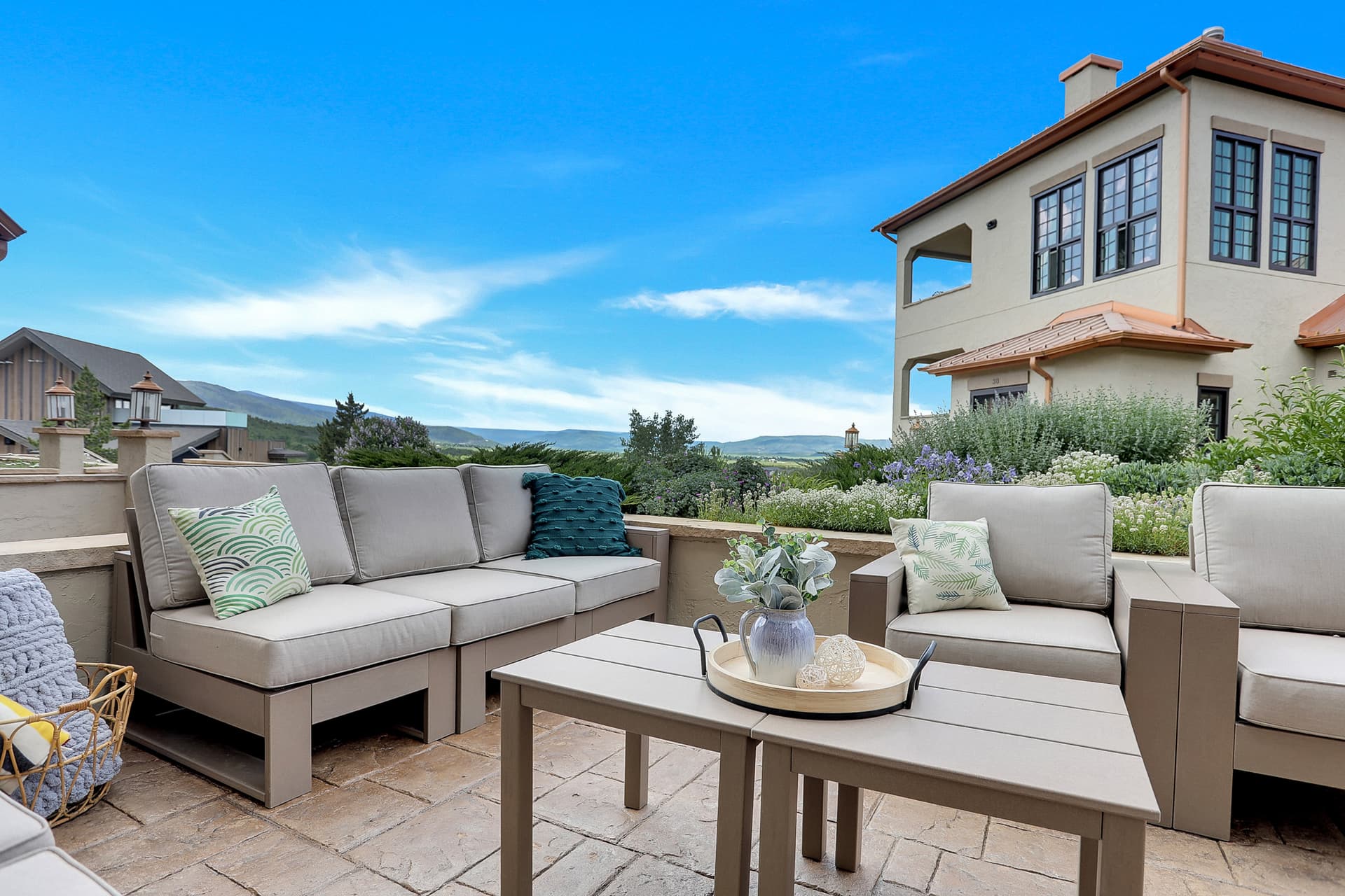 Atriums #26 - Image 67