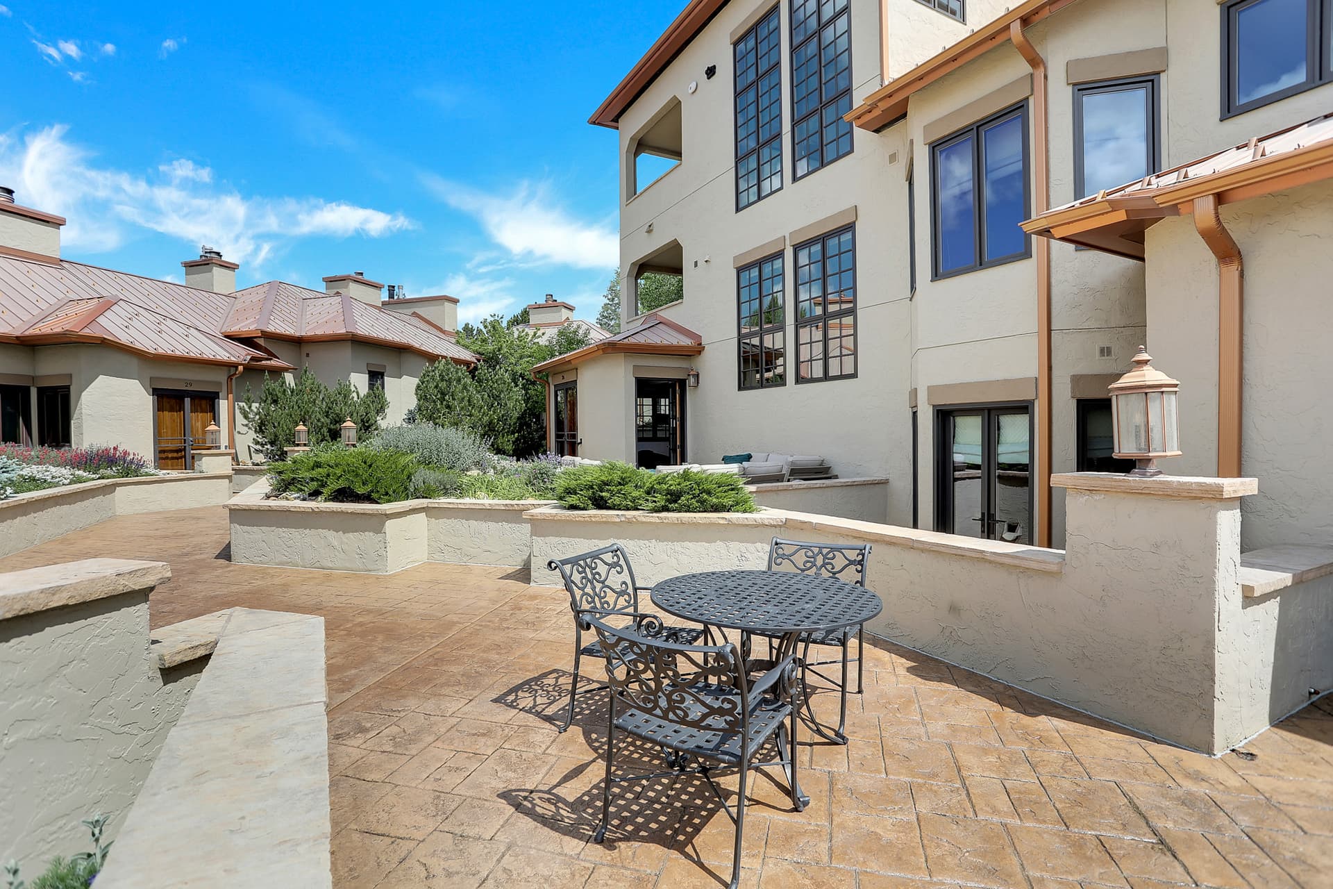 Atriums #26 - Image 86