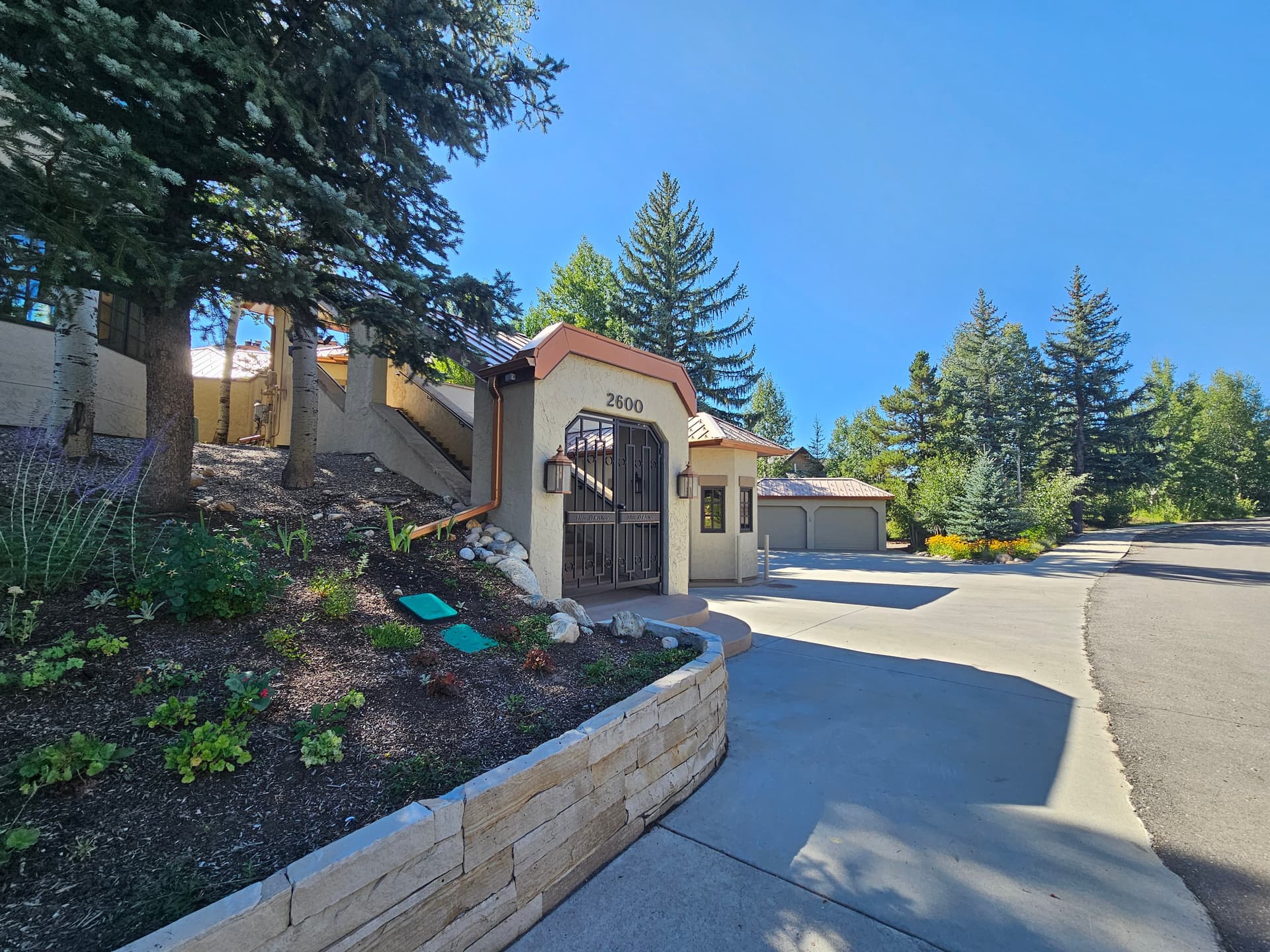 Atriums #26 - Image 82