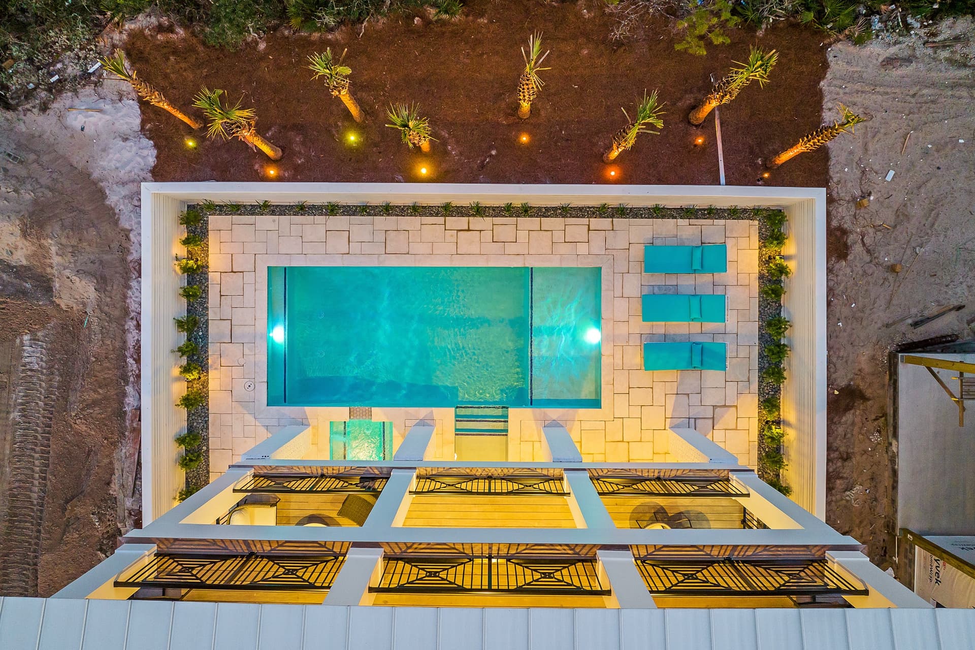 Emerald Palms - Image 2