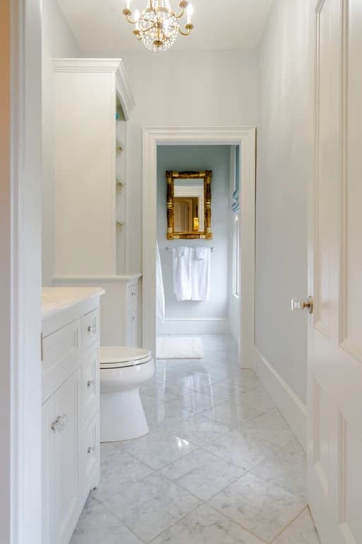 Downtown Victorian - Image 17