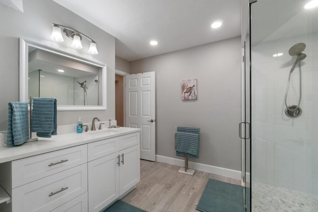 Bayside Retreat - Image 33