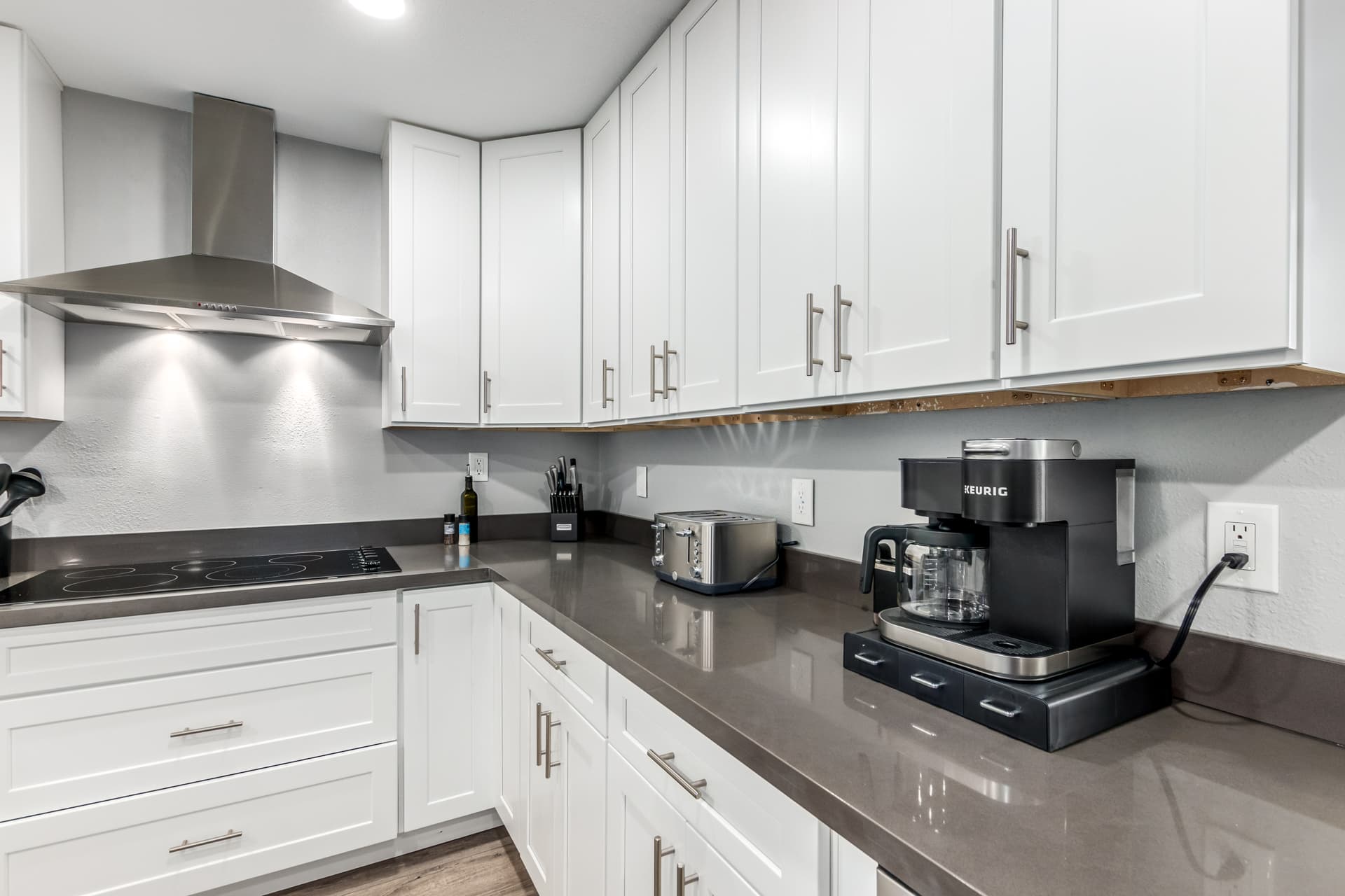 Monterey Retreat - Image 22