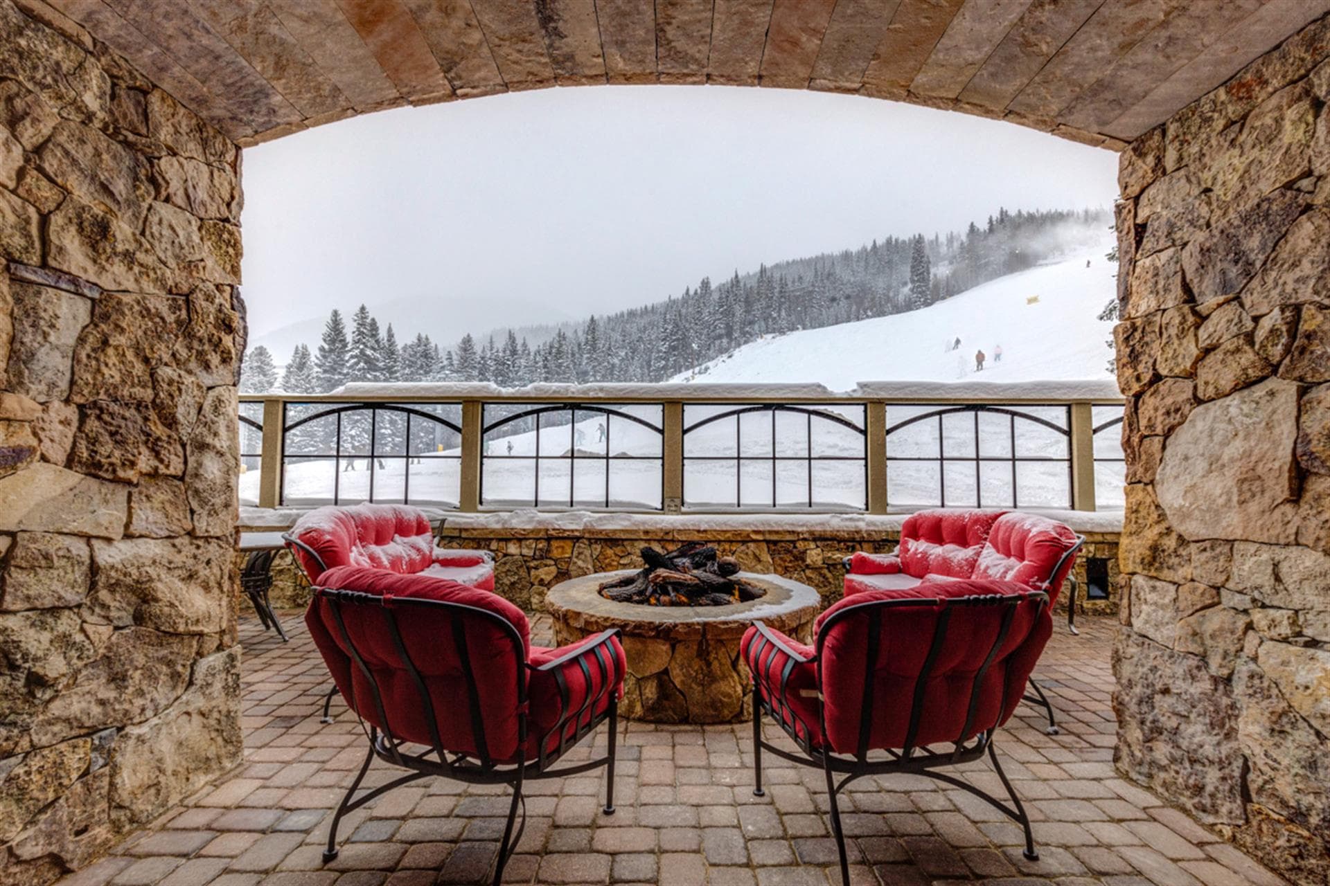 Dreamy Den - Image 31