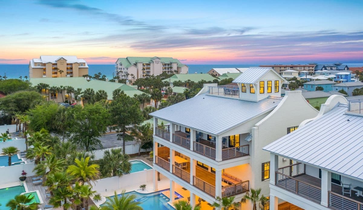 Sapphire Shores - Image 59