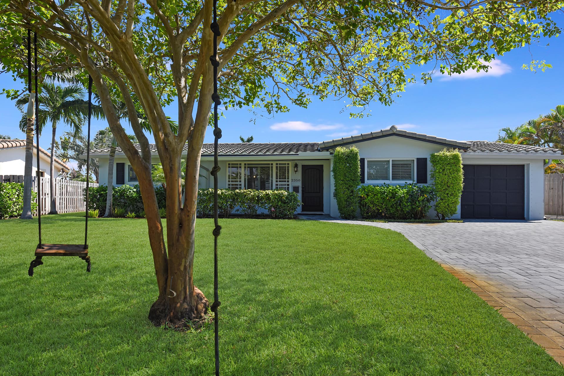 Light Beam House  - Image 63