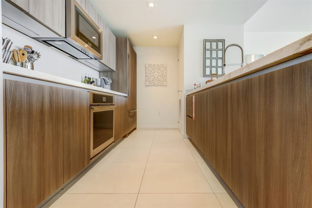 Tamarac Residence - Image 7