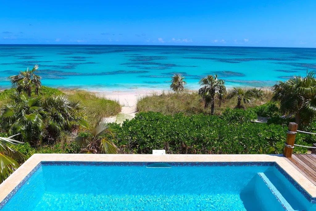 Azure Banks - Image 3