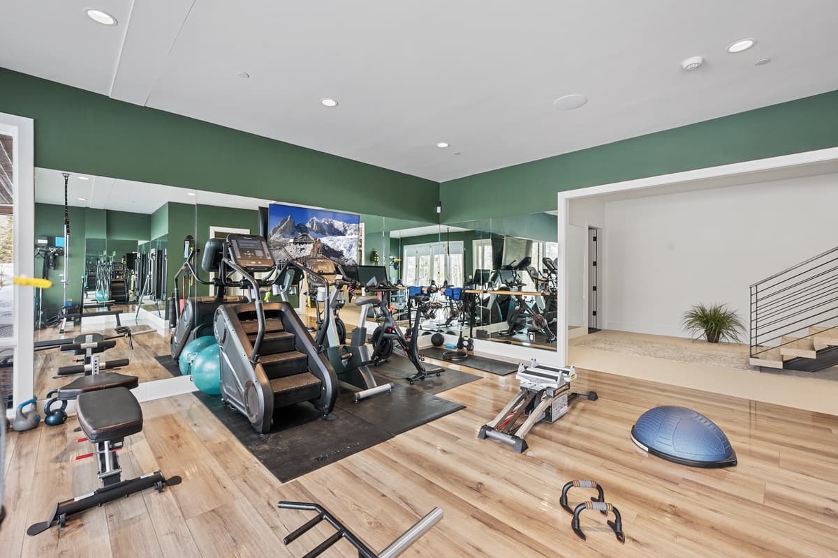 Quicksilver Haus - Image 77