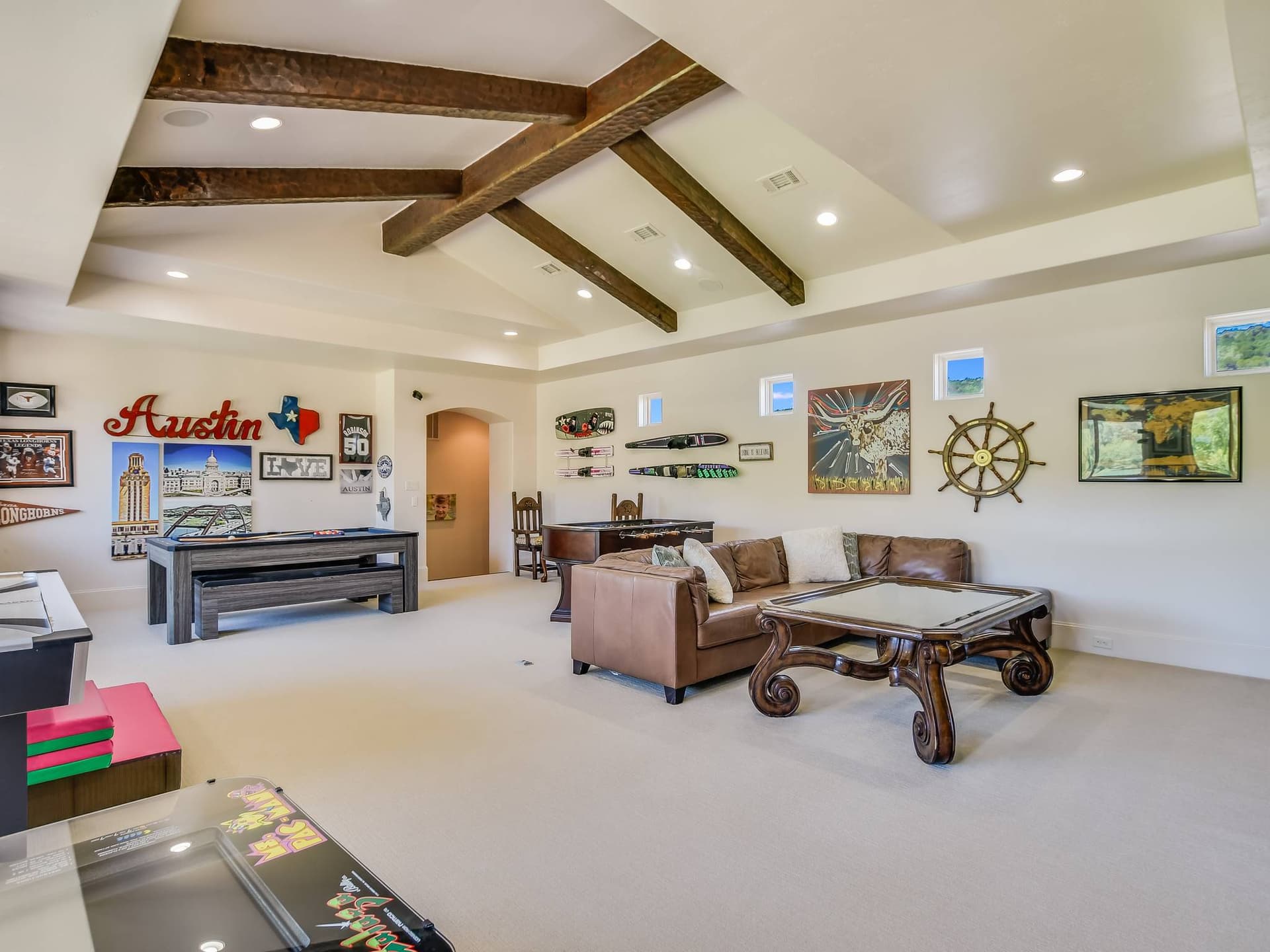 Elite on Lake Austin - Image 27