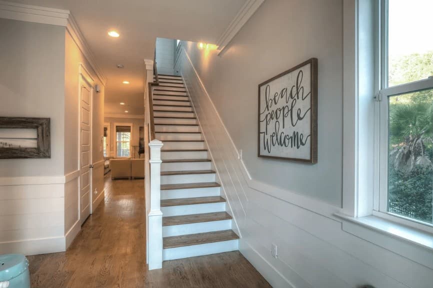 No Shady Beaches - Image 6