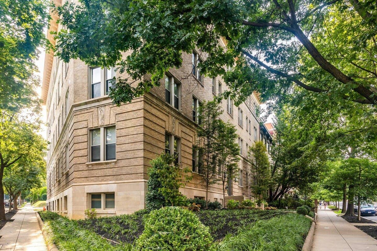 Woodley Residence - Image 16