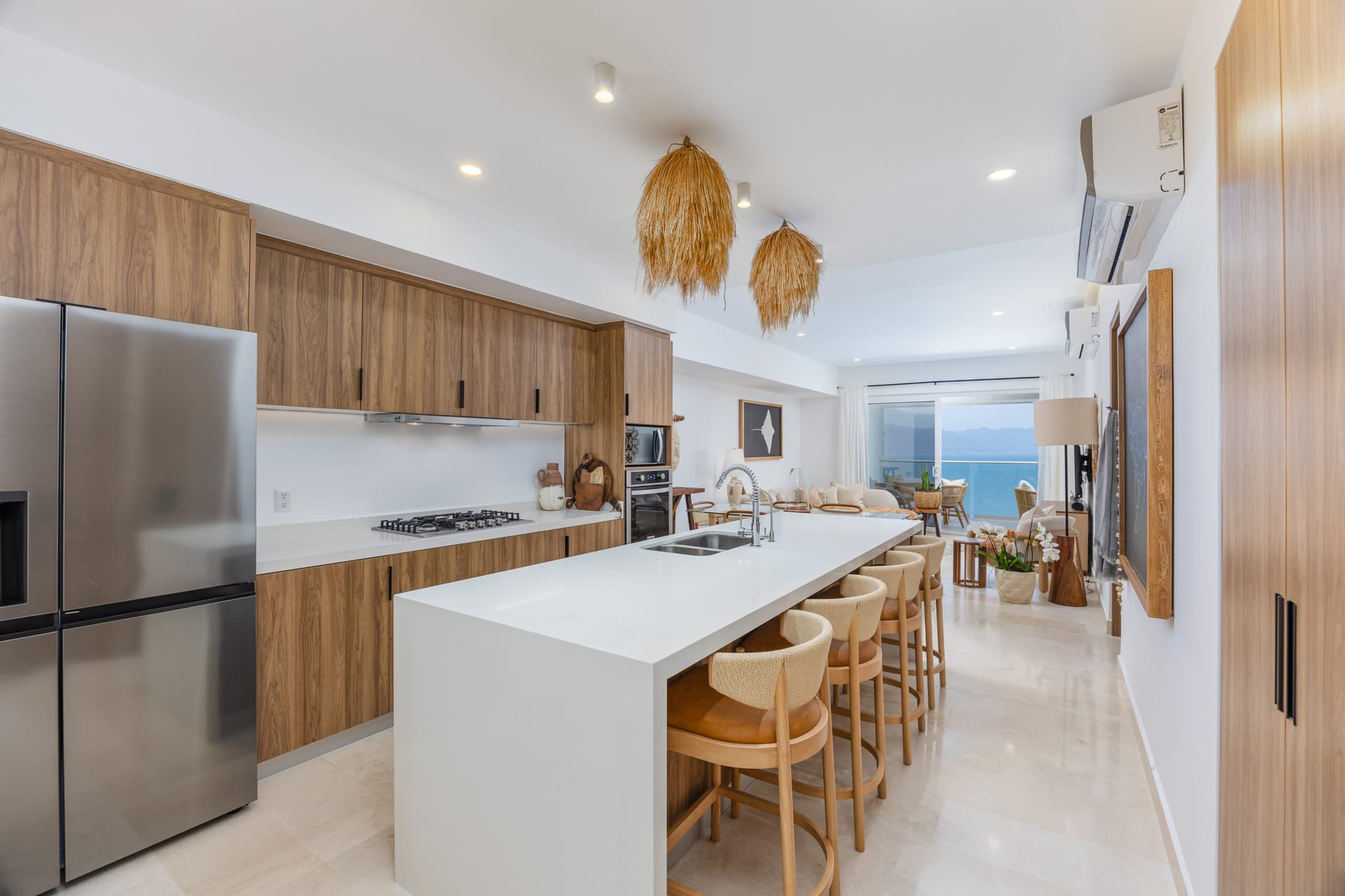 Harbor 171 Residences #803 - Image 5