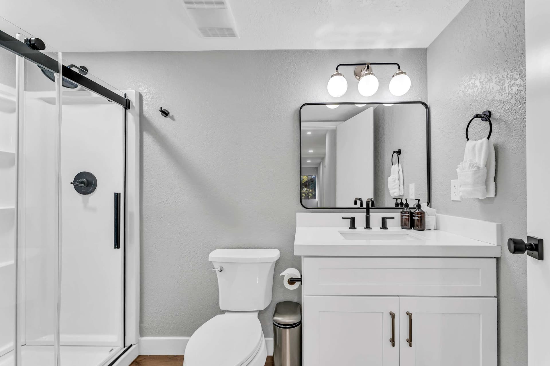 Carnelian Haven - Image 24