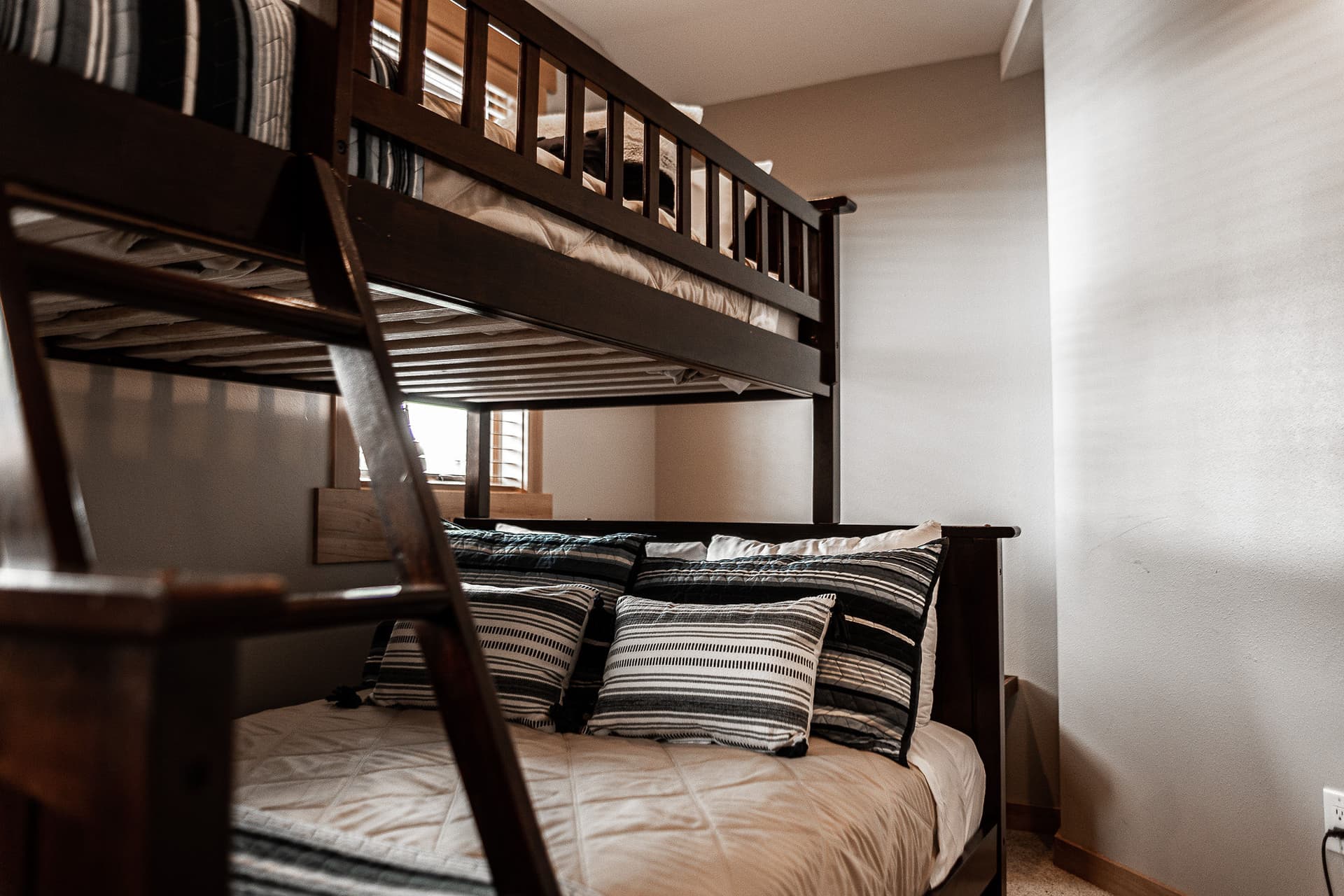 Spanish Peaks #33 - Image 39