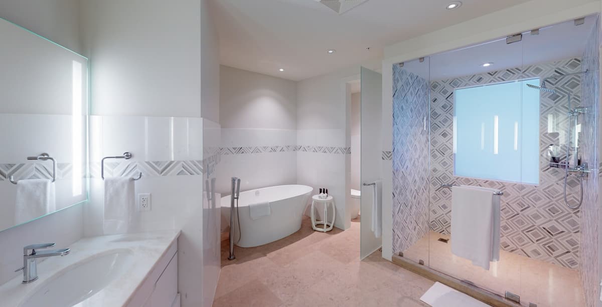 Ritz-Carlton Residence #612 - Image 5