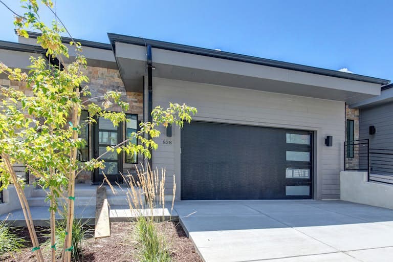 Hideout Hideaway - Image 44