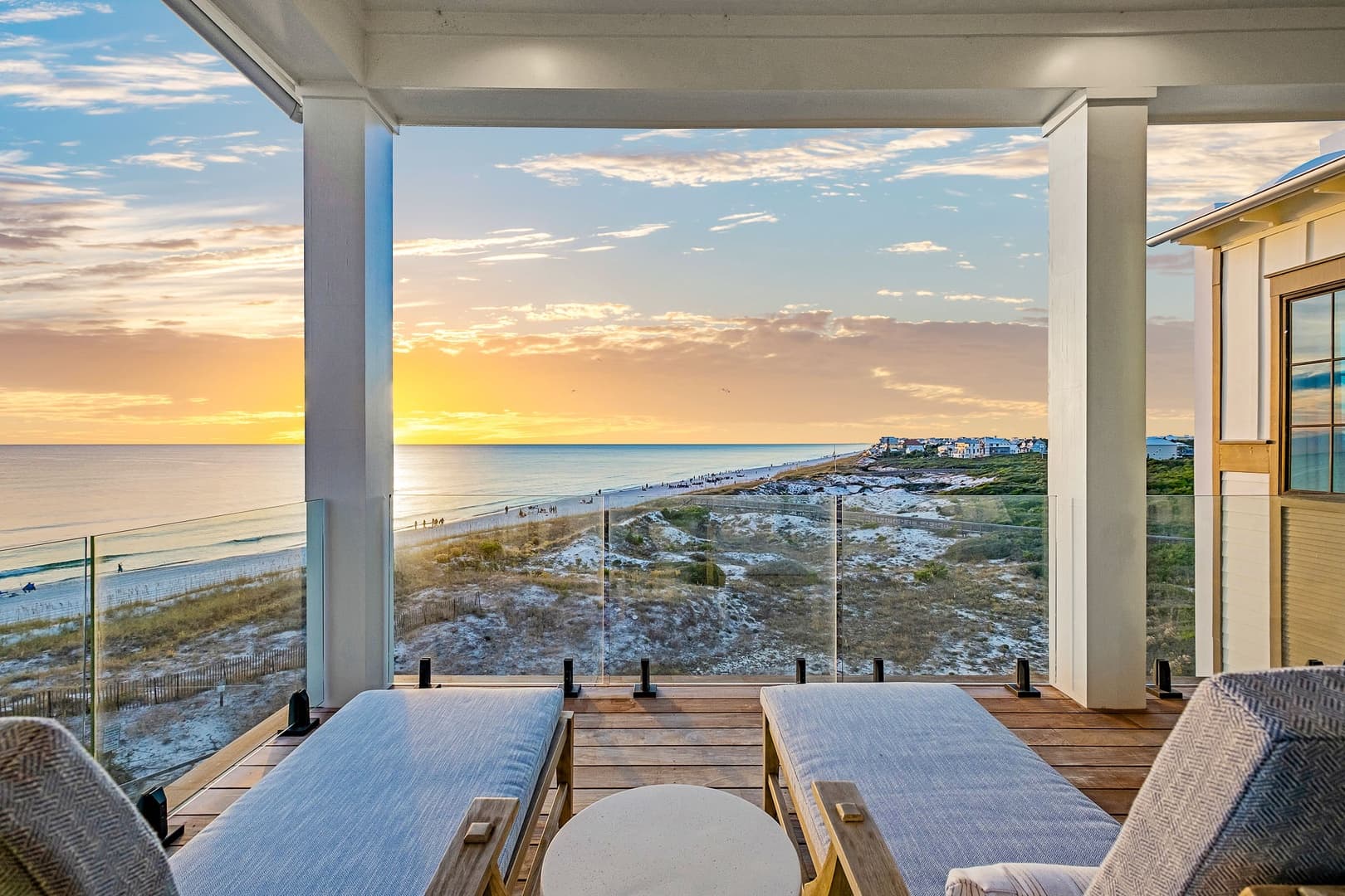 Emerald Le Luxe - Image 62