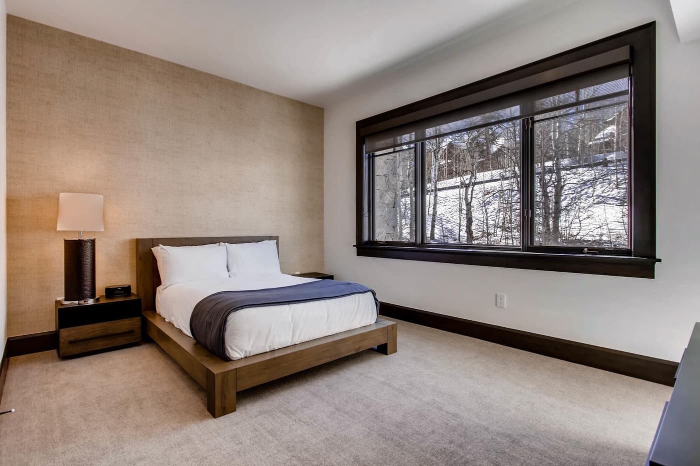 Lay Of The Land At Hummingbird Lodge - Image 20