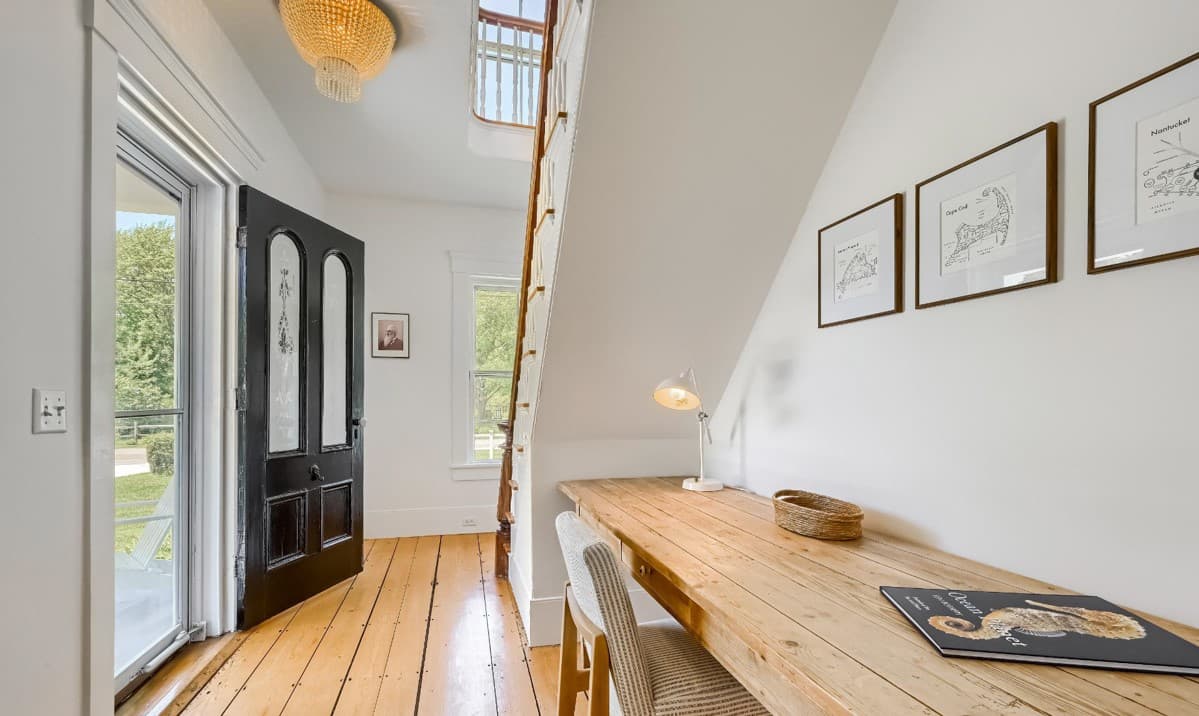 Captain Doane House - Image 11