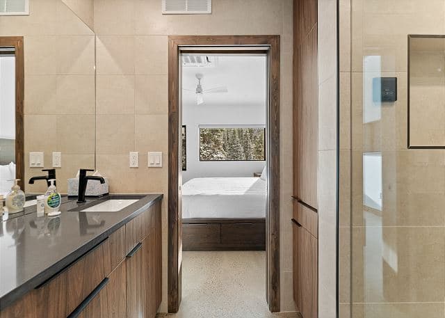 Ina's Way Townhome Unit B - Image 20