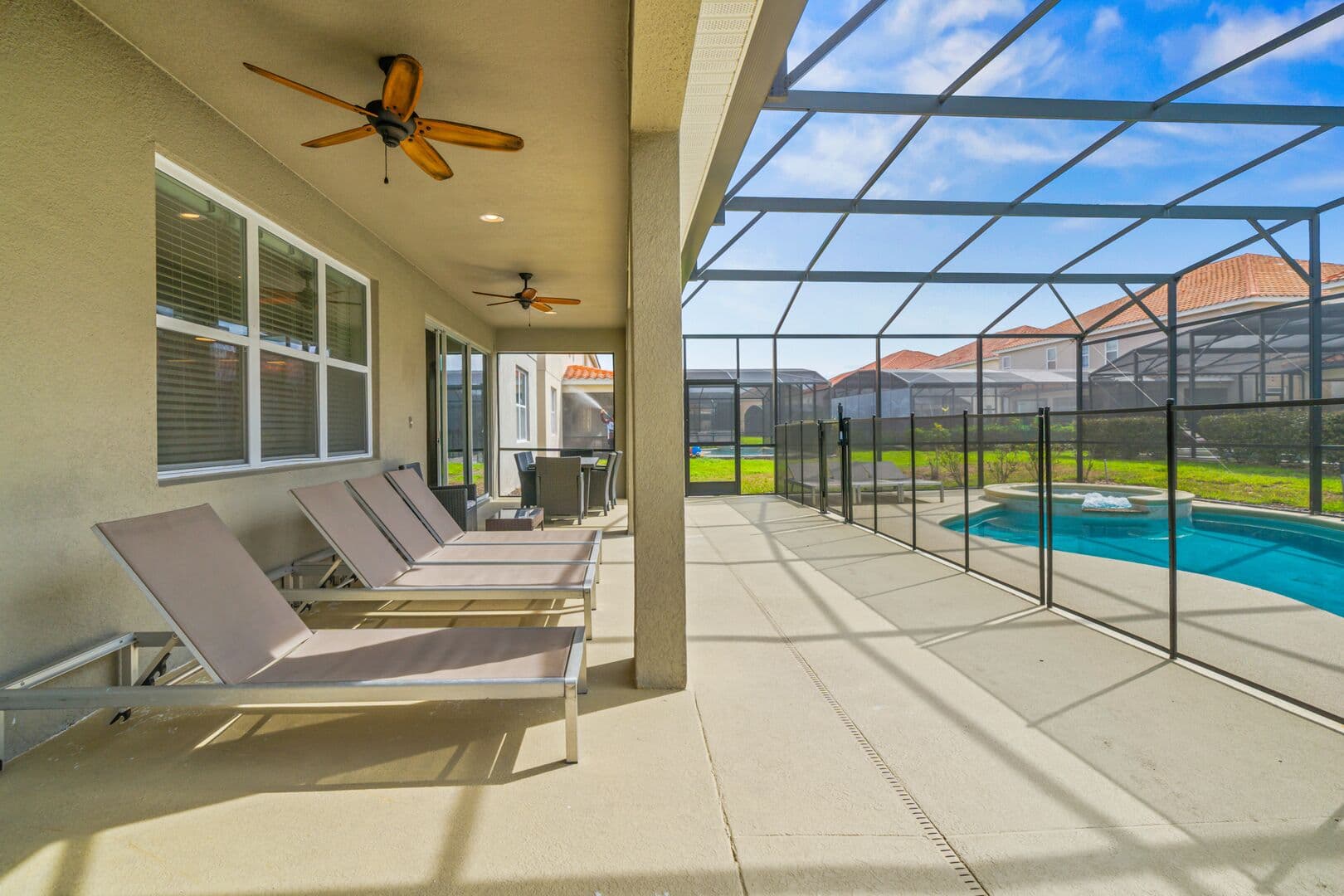 Gallery House - Image 80